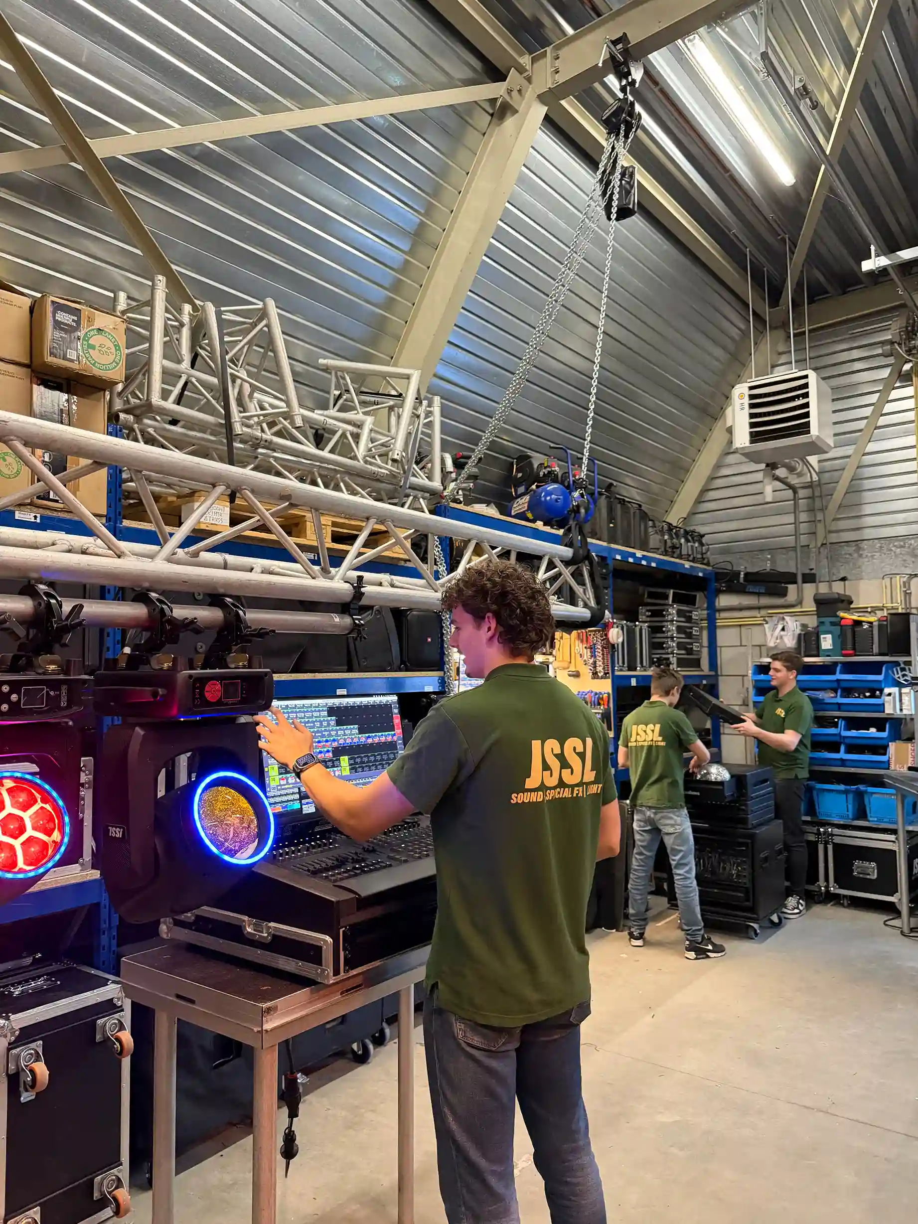 JSSL-Verhuur-page-at-the-bottom-0